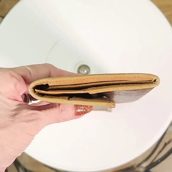 Vintage Celine Crossbody & Wallet - Picture 7 of 16